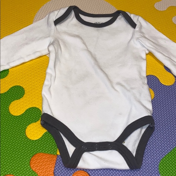 3 Pack Chick Pea Sleep & Play Onesies Size 6-9 - Picture 3 of 6